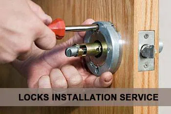 Capitol Locksmith Service Lake Worth, FL 561-692-4521 - lock-insta-sid-68-4mod
